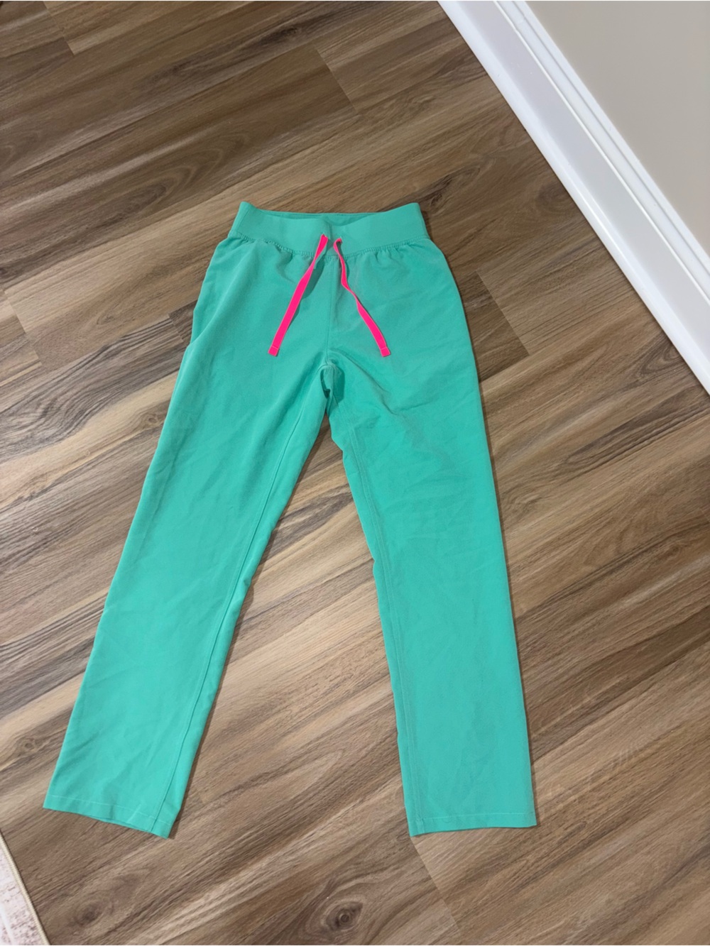 Figs Livingston surgical green pants